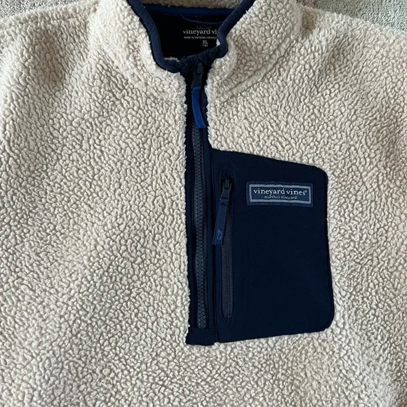Vineyard Vines Boys Sherpa 1/4 Zip - Picture 2 of 3